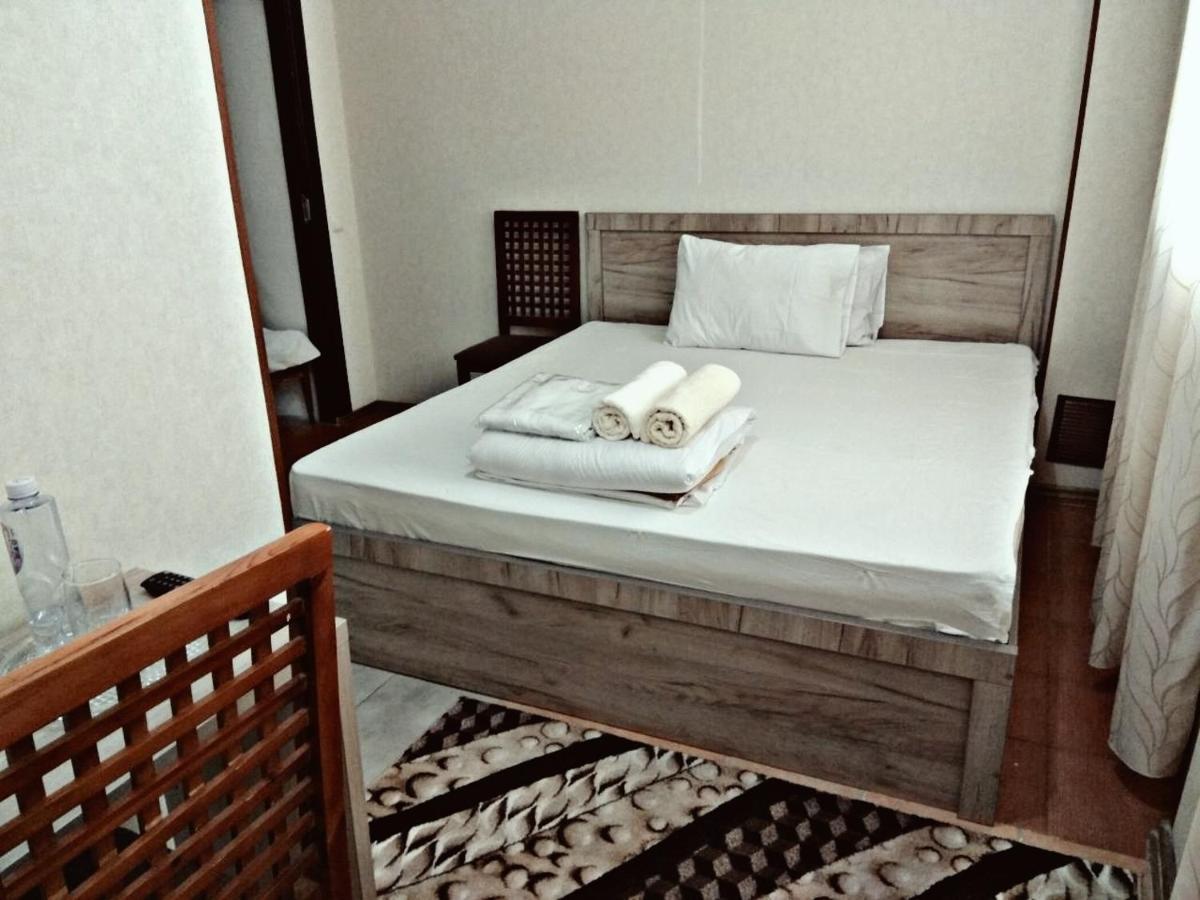 Safar Hotel Tasken Kültér fotó