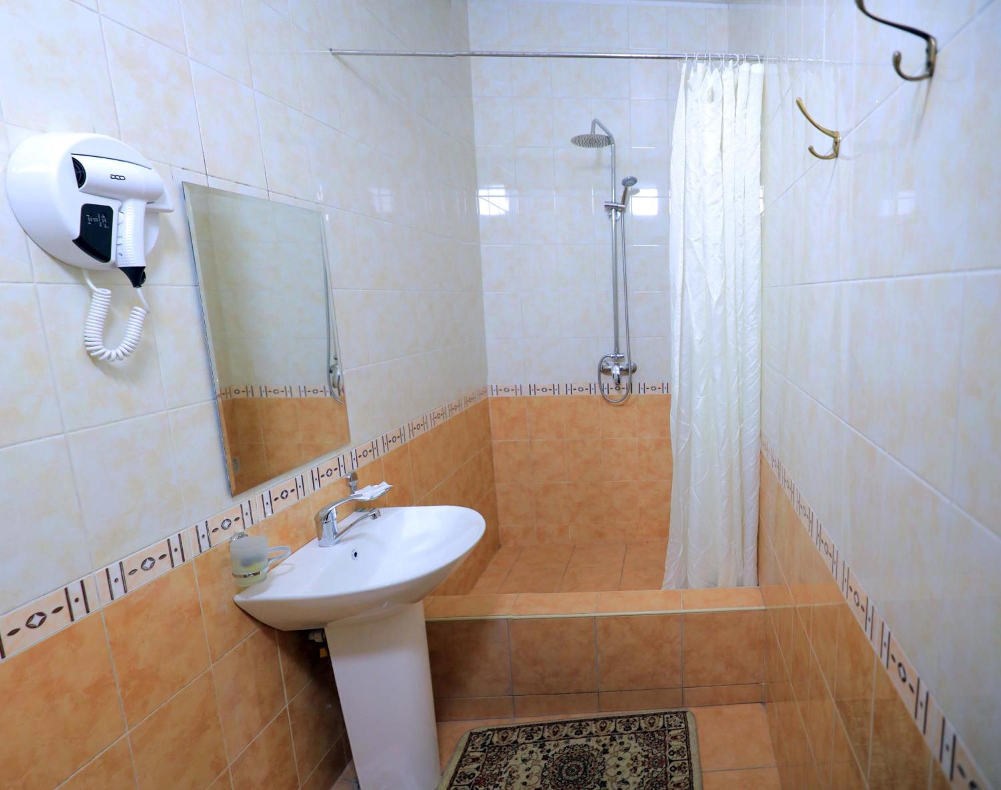 Safar Hotel Tasken Kültér fotó