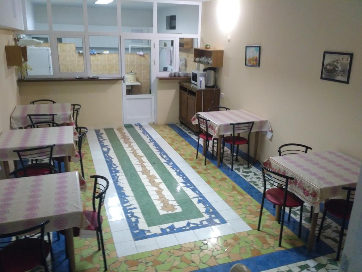 Safar Hotel Tasken Kültér fotó