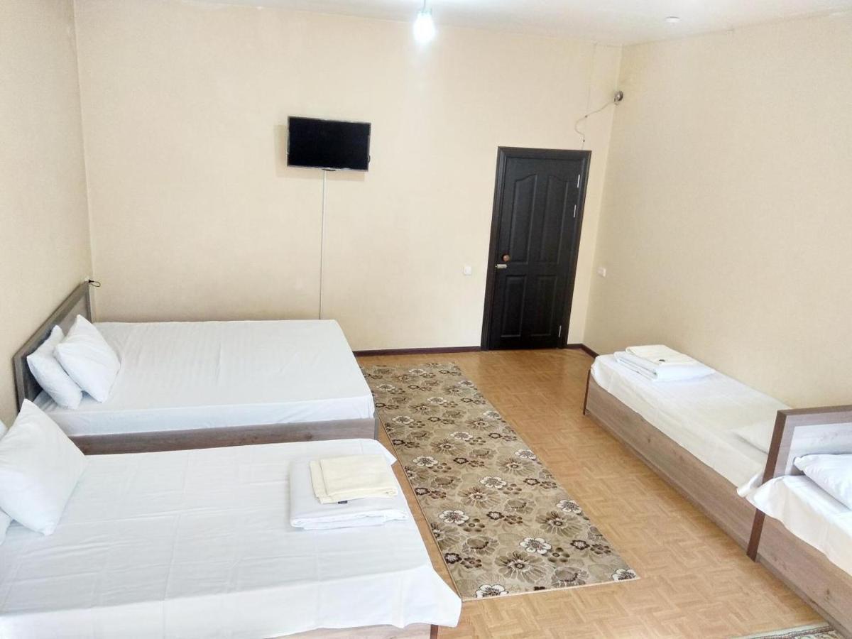 Safar Hotel Tasken Kültér fotó