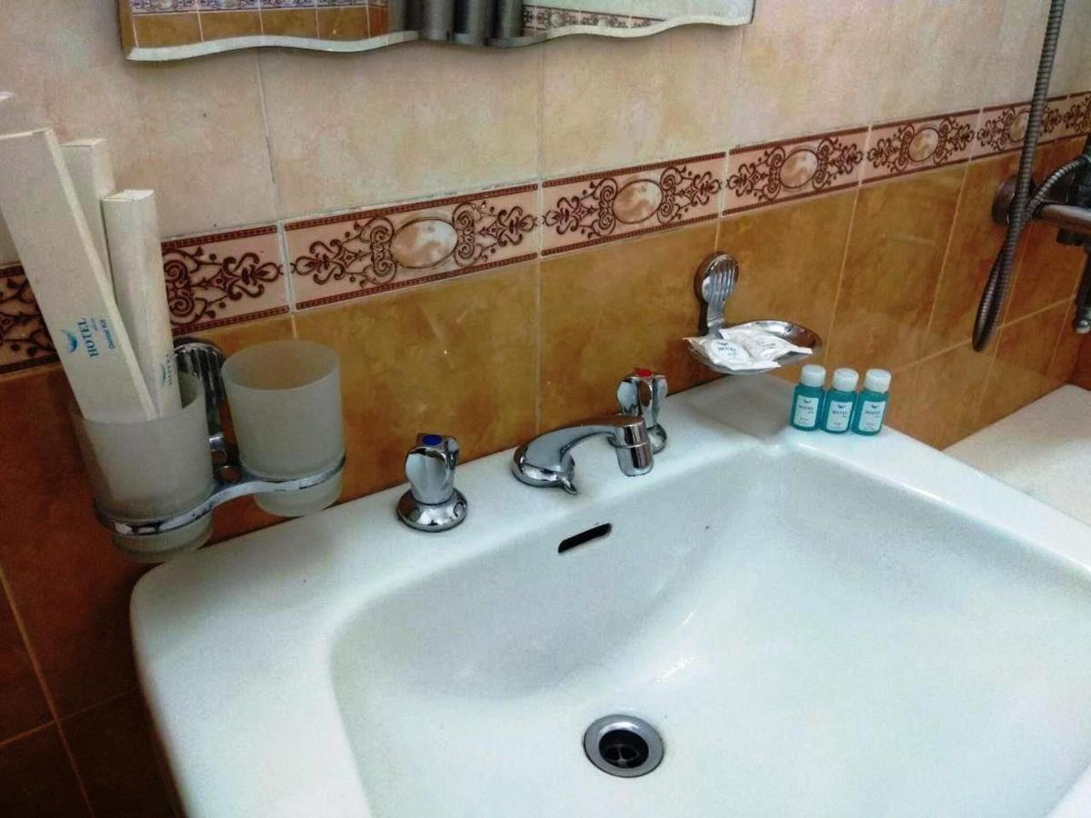 Safar Hotel Tasken Kültér fotó
