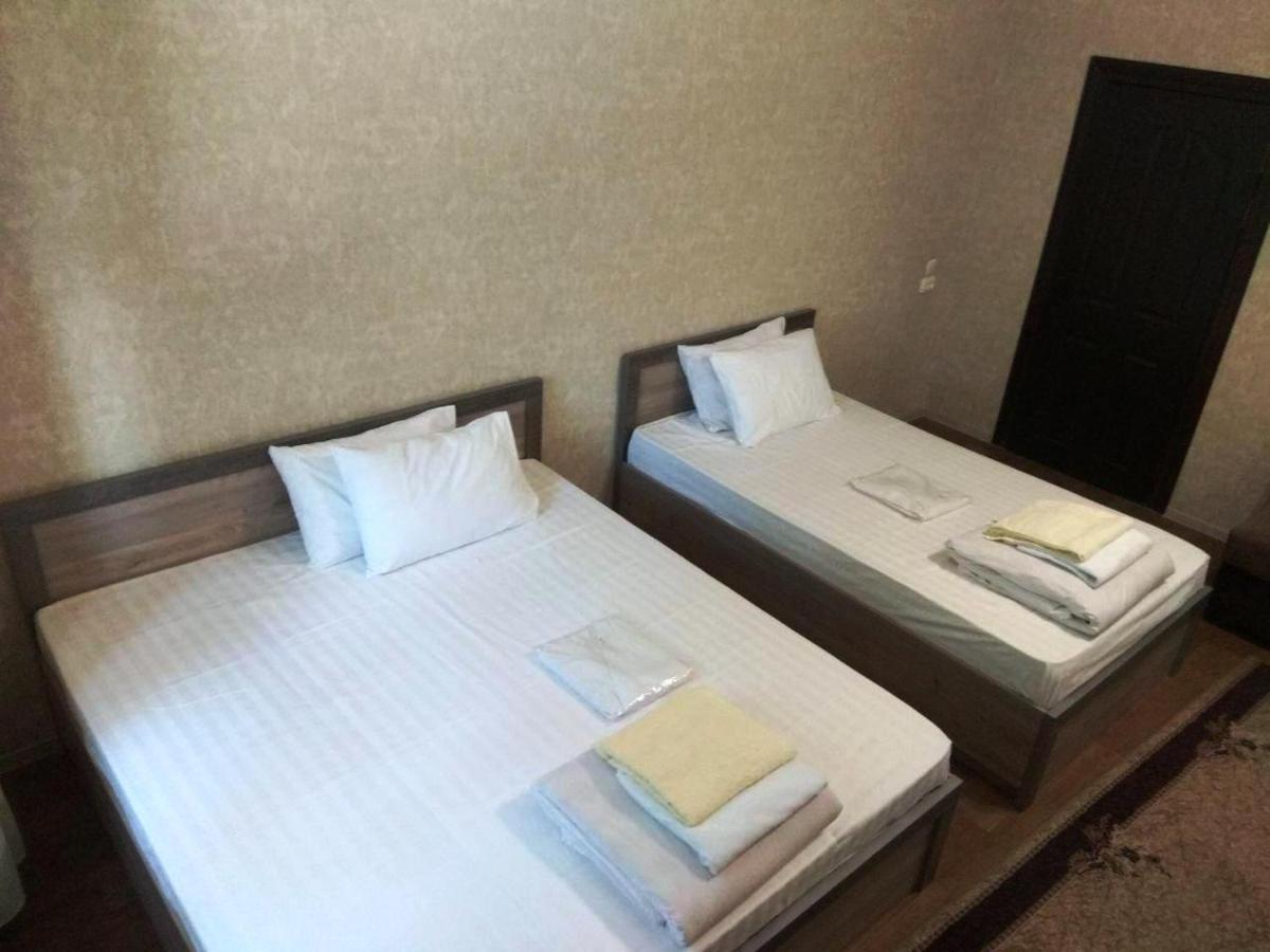 Safar Hotel Tasken Kültér fotó