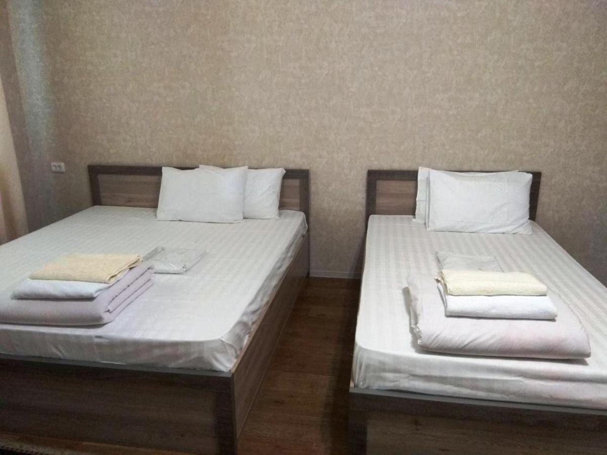 Safar Hotel Tasken Kültér fotó