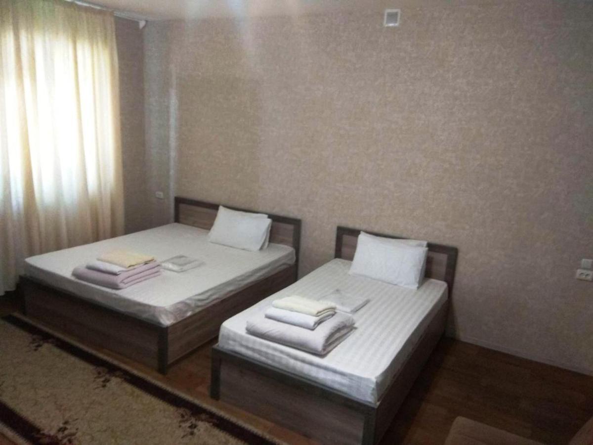Safar Hotel Tasken Kültér fotó