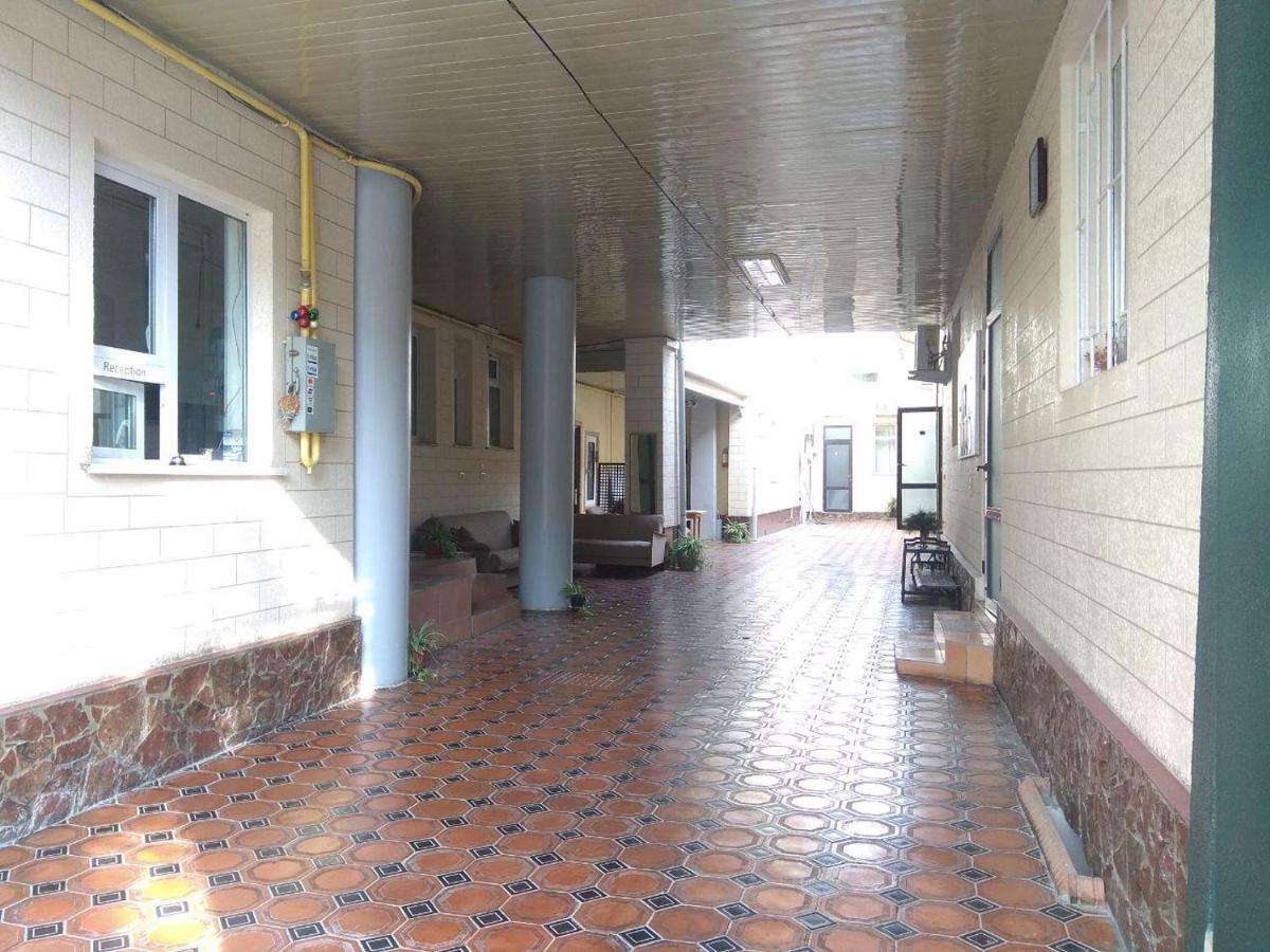 Safar Hotel Tasken Kültér fotó