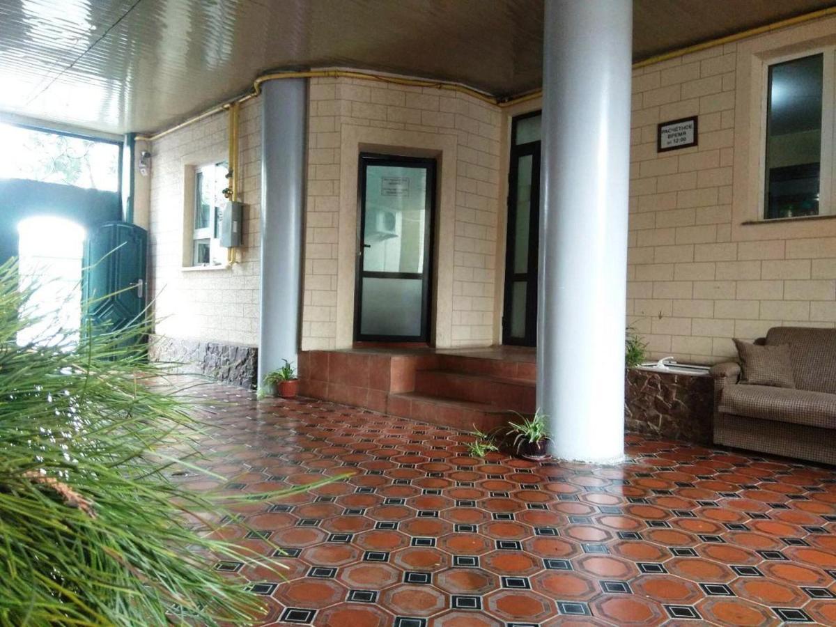 Safar Hotel Tasken Kültér fotó